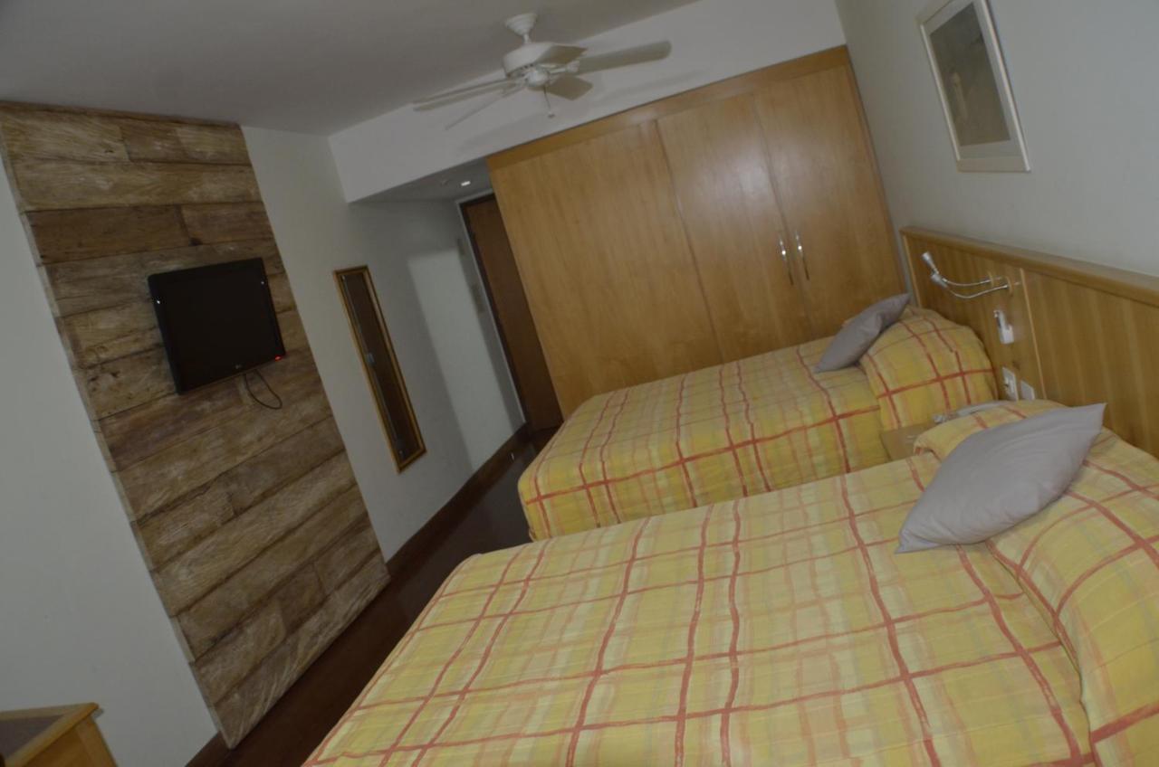 康斯坦丁诺艾文托斯酒店 尤西德福拉 外观 照片 A typical room at the hotel
