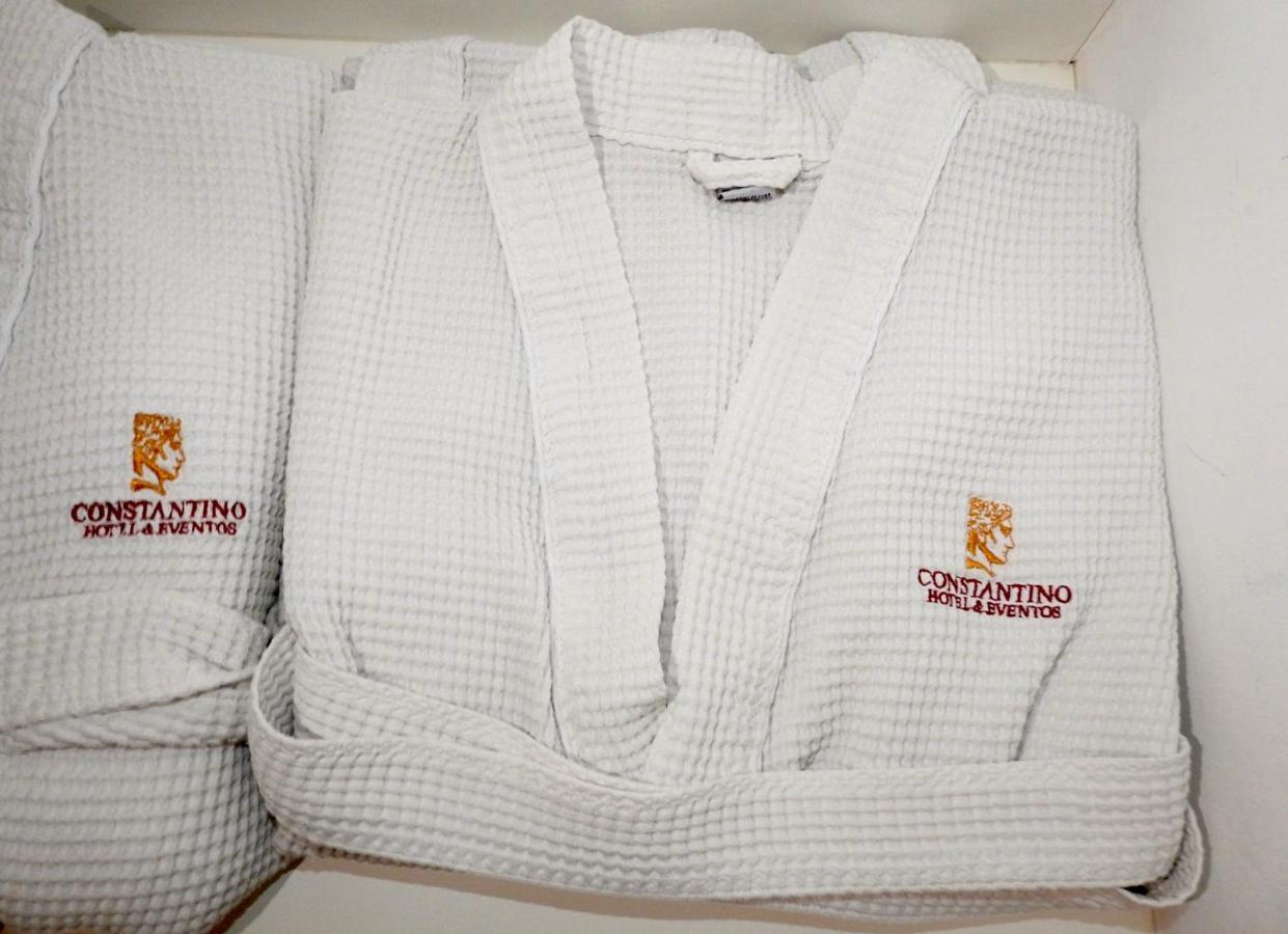 康斯坦丁诺艾文托斯酒店 尤西德福拉 外观 照片 A waffle bathrobe