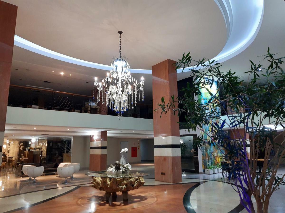 康斯坦丁诺艾文托斯酒店 尤西德福拉 外观 照片 Lobby